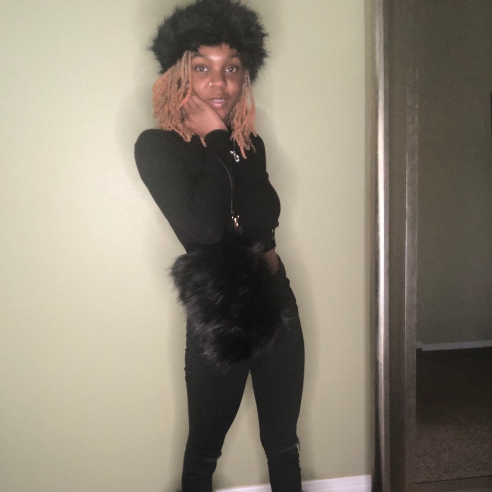 Fur set